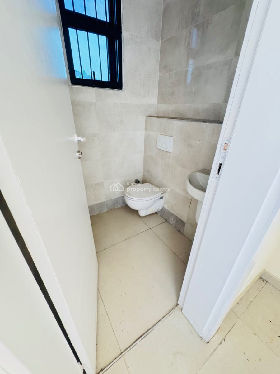 Contemporary 5 Bedroom Fully Detached Duplex Plus Pool, Royal Gardens, Lekki, Lagos, Detached Duplex for Sale