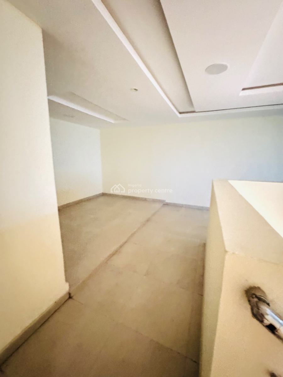 Contemporary 5 Bedroom Fully Detached Duplex Plus Pool, Royal Gardens, Lekki, Lagos, Detached Duplex for Sale