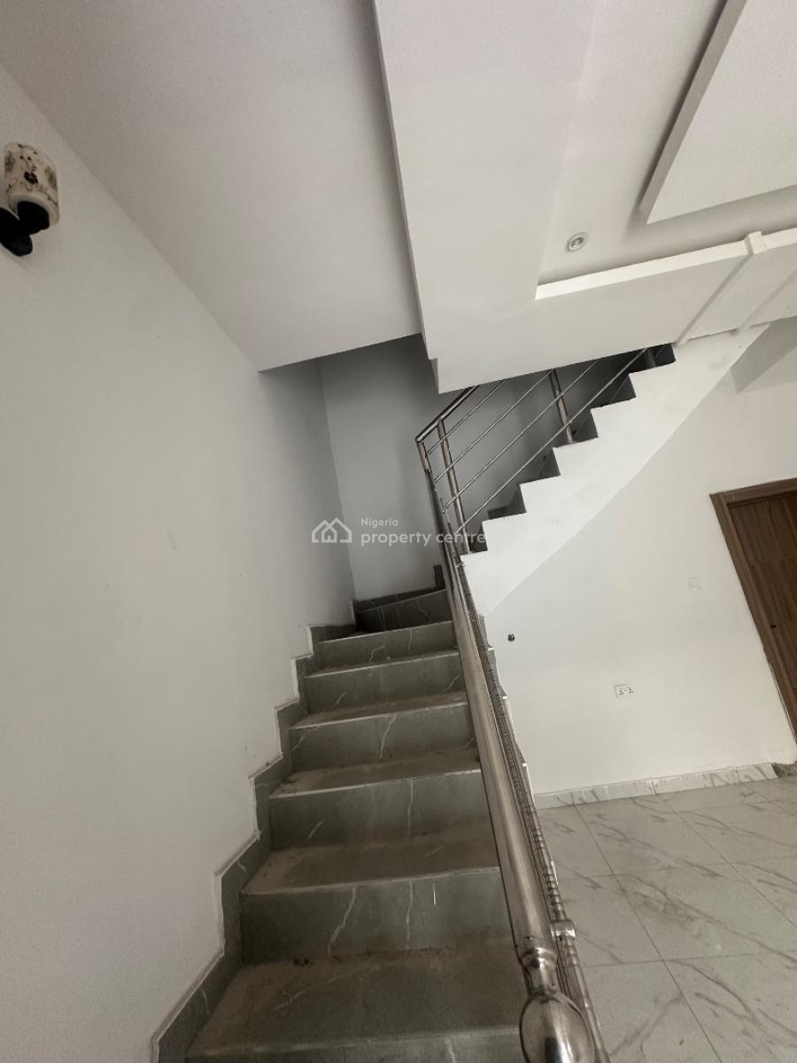 2 Bedroom Semi Detached Duplex, Ologolo, Lekki, Lagos, Semi-detached Duplex for Rent