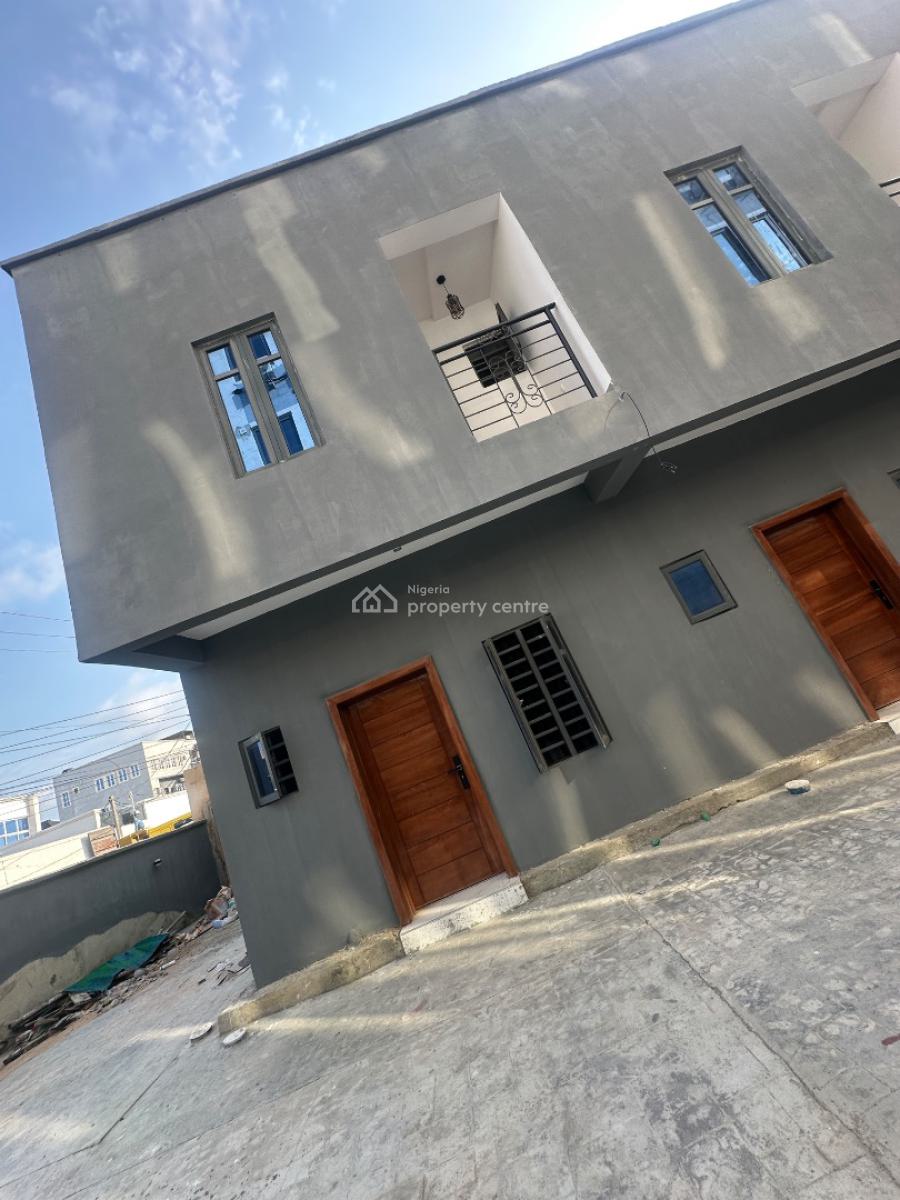 2 Bedroom Semi Detached Duplex, Ologolo, Lekki, Lagos, Semi-detached Duplex for Rent