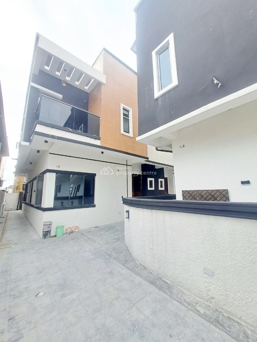 Newly Built 4 Bedroom Semi-detached with Bq in a Gated, Chevron Drive, Lekki, Lagos, Semi-detached Duplex for Sale