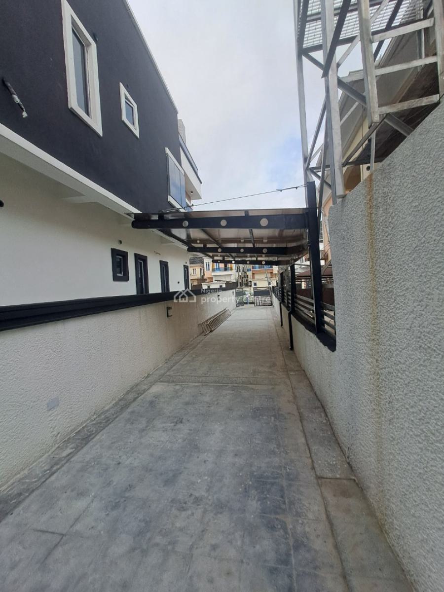 Newly Built 4 Bedroom Semi-detached with Bq in a Gated, Chevron Drive, Lekki, Lagos, Semi-detached Duplex for Sale
