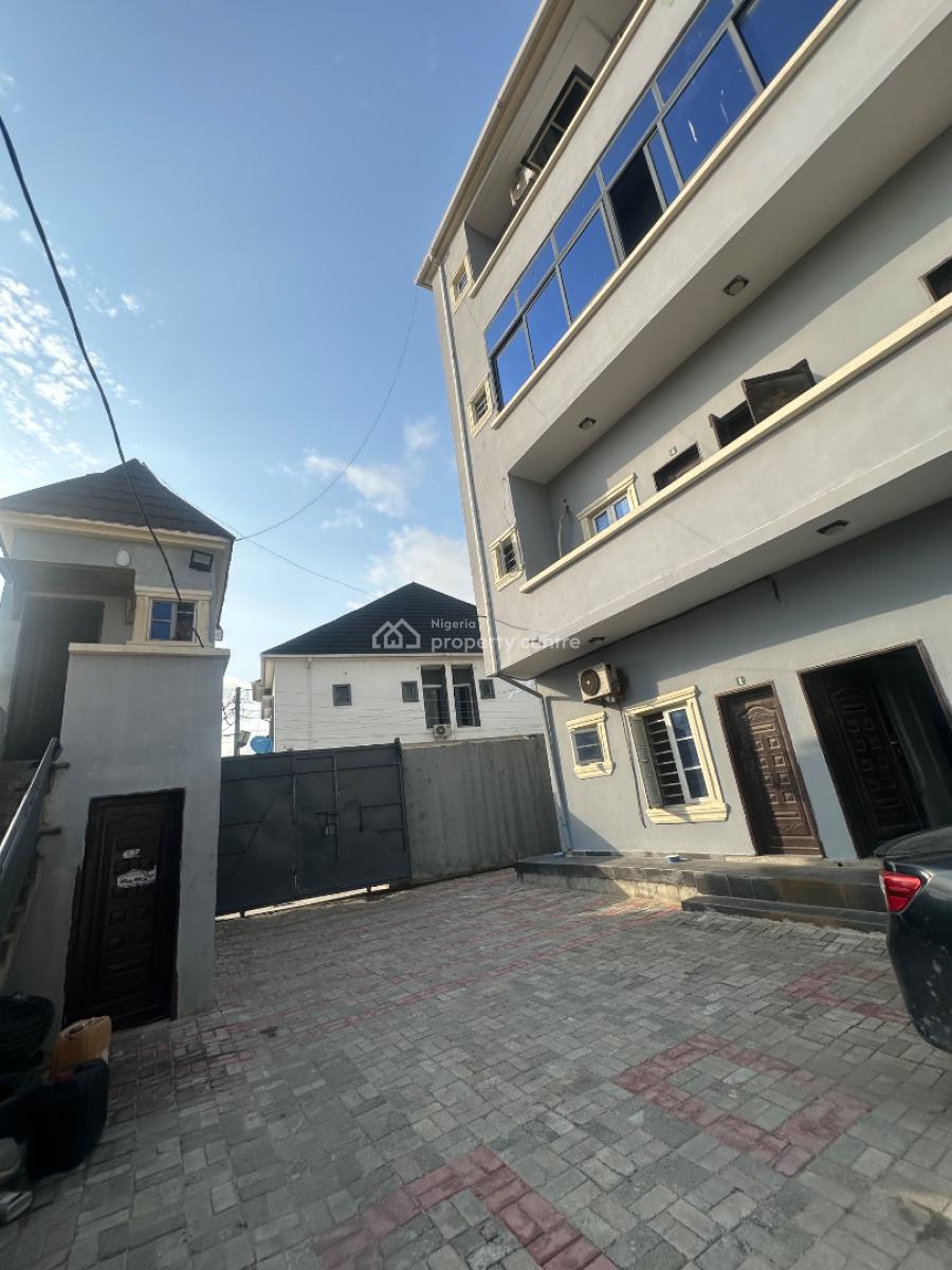 a Room and Palour, Ologolo, Lekki, Lagos, Mini Flat (room and Parlour) for Rent