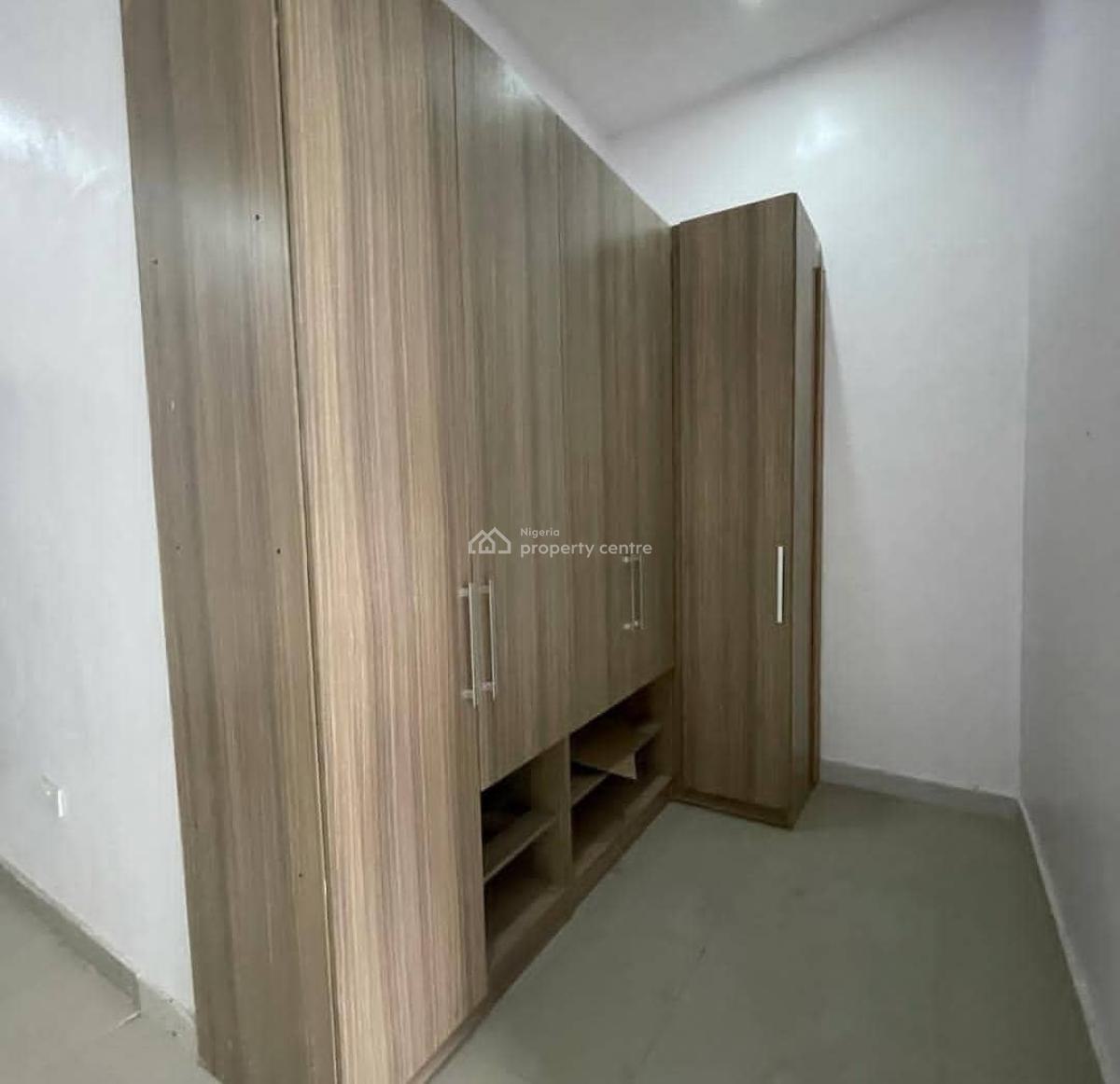 Cozy 4 Bedroom Semi Detached Duplex with Bq, Agungi, Lekki, Lagos, Semi-detached Duplex for Rent