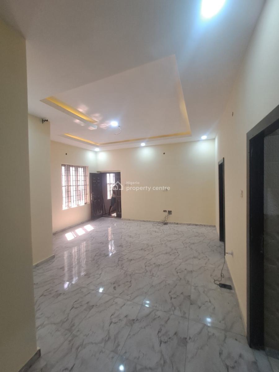 Well Built 2 Bedroom Apartment in a Gated Estate, Ikate By Freedom Way, Lekki, Lagos, Flat / Apartment for Rent
