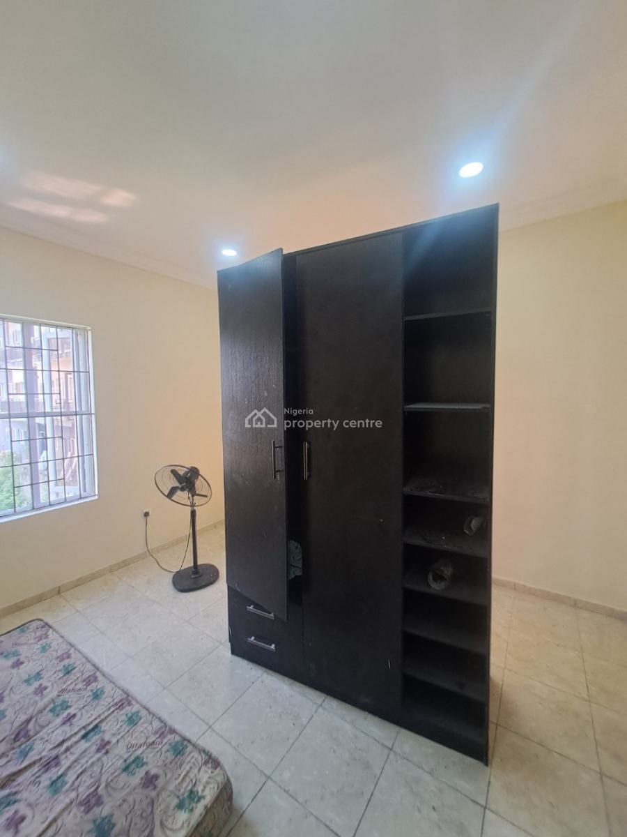 Well Built 2 Bedroom Apartment in a Gated Estate, Ikate By Freedom Way, Lekki, Lagos, Flat / Apartment for Rent