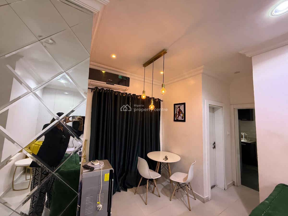 Serviced and Furnished 2 Bedroom Flat, Platinum Way, By Lekki Phase 1, Ikate, Lekki, Lagos, Terraced Duplex for Rent