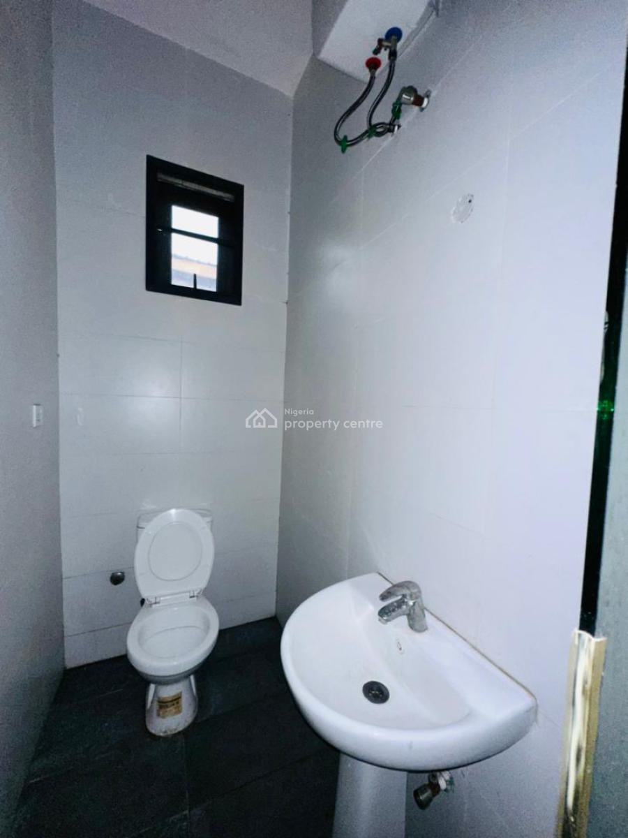 Beautifully Carved 4 Bedroom Terrace Duplex with Bq, Osapa, Lekki, Lagos, Terraced Duplex for Rent