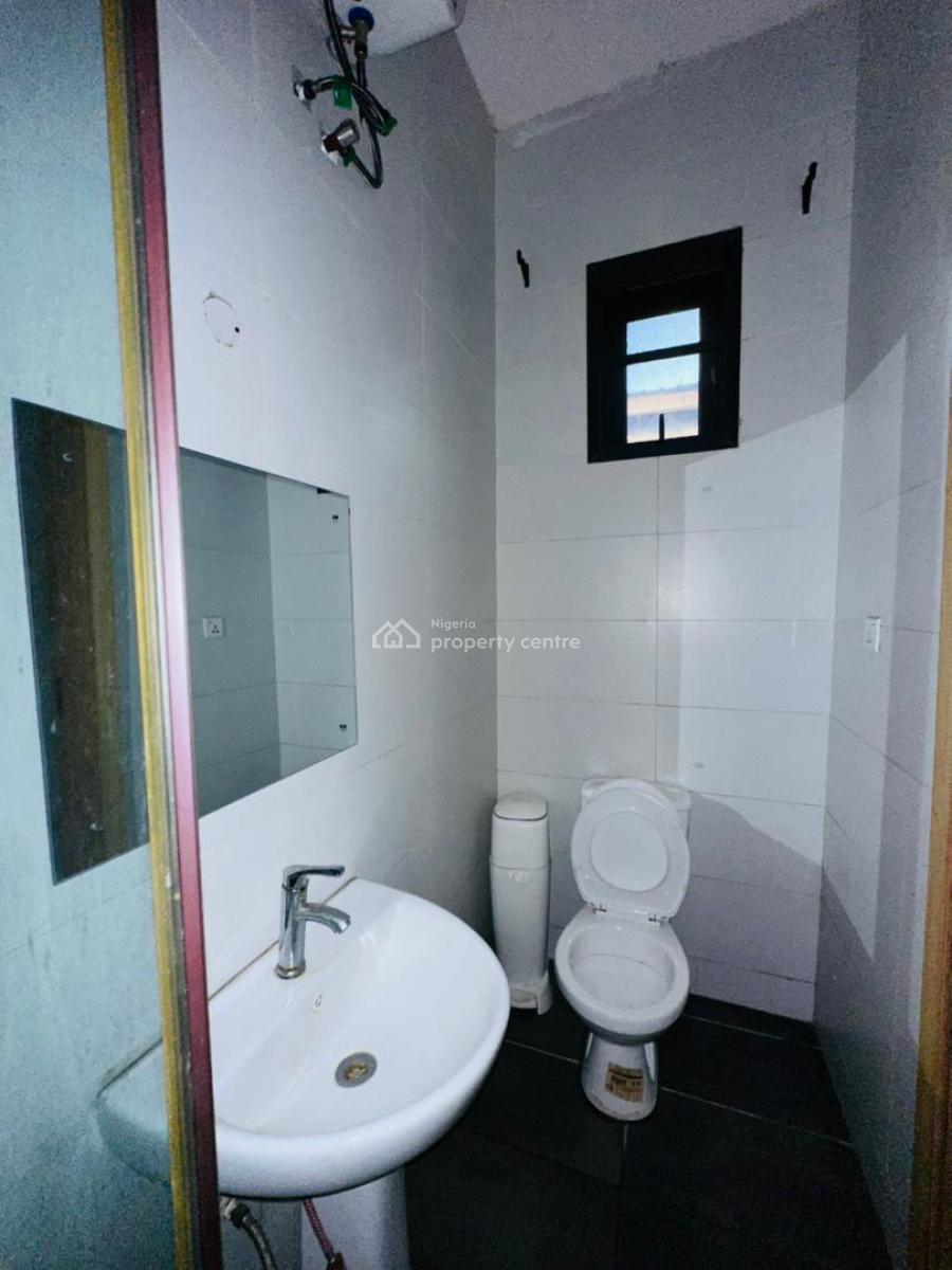 Beautifully Carved 4 Bedroom Terrace Duplex with Bq, Osapa, Lekki, Lagos, Terraced Duplex for Rent