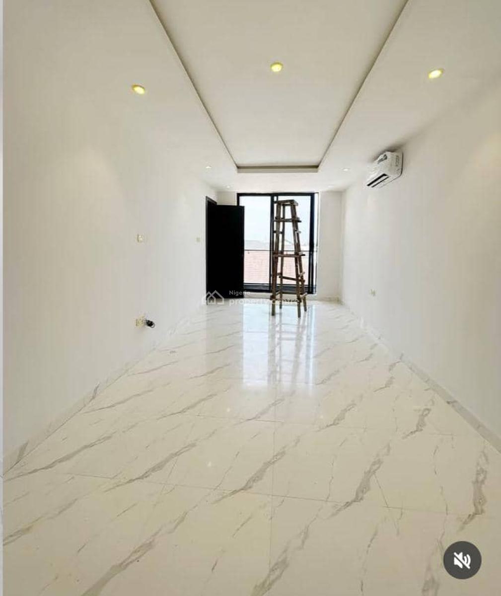 3 Bedroom Flat with Bq, Off Admiralty Way, Lekki Phase 1, Lekki, Lagos, Flat / Apartment for Rent