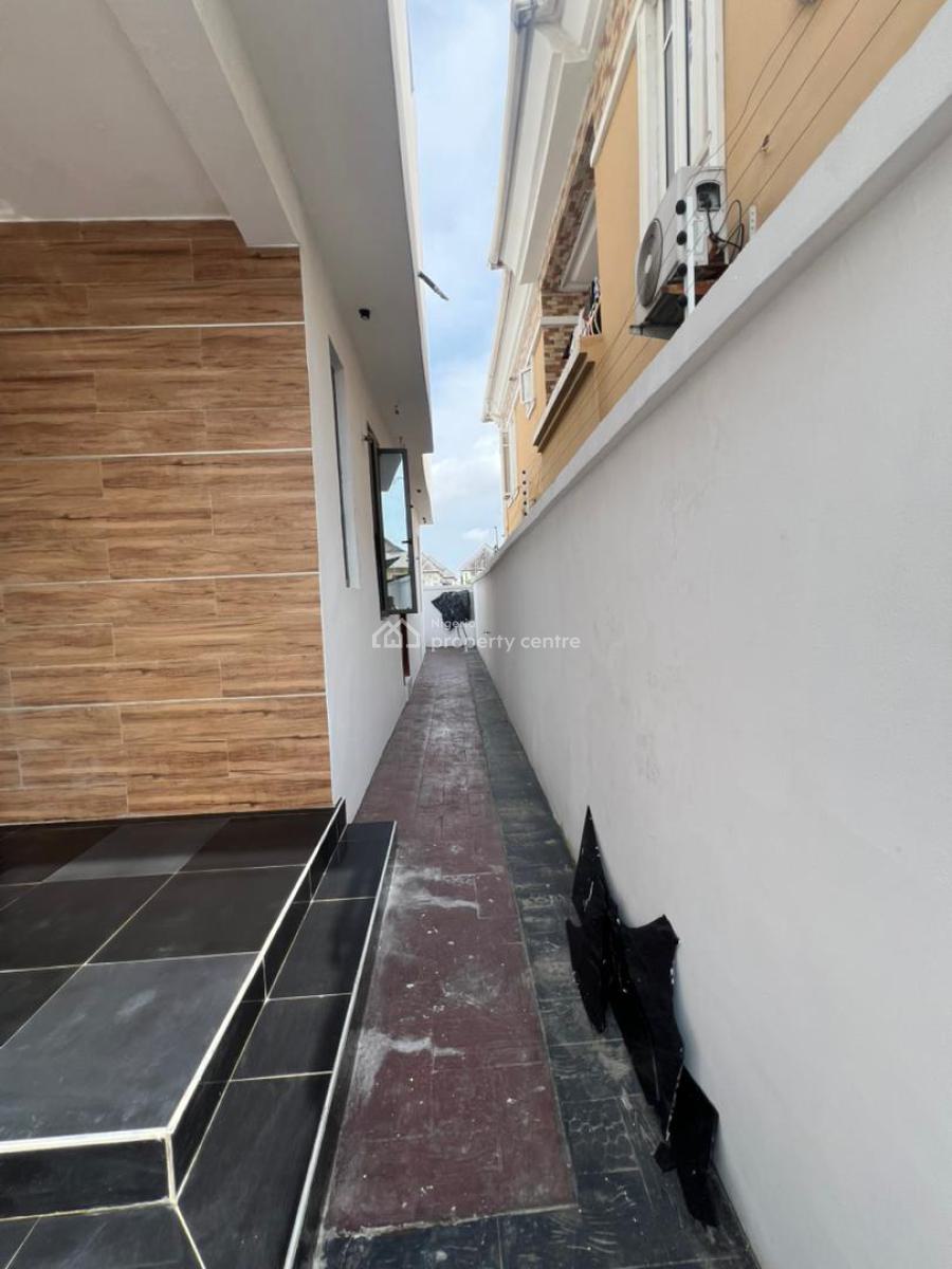 Exquisite 5 Bedroom Duplex with Bq Pool, Chevron, Lekki Phase 2, Lekki, Lagos, House for Sale
