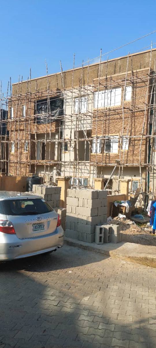 4bedroom Terraced House, Within an Estate Mary Land, Maryland, Lagos, Terraced Duplex for Sale