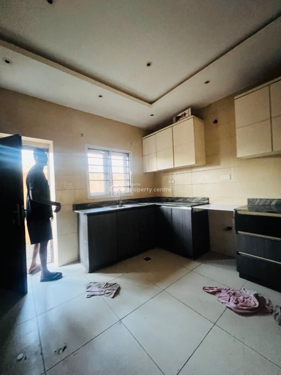 Beautiful 3 Bedroom Apartment, Ogidan, Sangotedo, Ajah, Lagos, Flat / Apartment for Rent