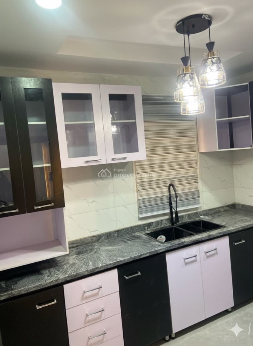 3 Bedroom En-suite Apartment, Goodluck Jonathan Estate, Isheri Idimu, Egbeda, Alimosho, Lagos, Flat / Apartment Short Let