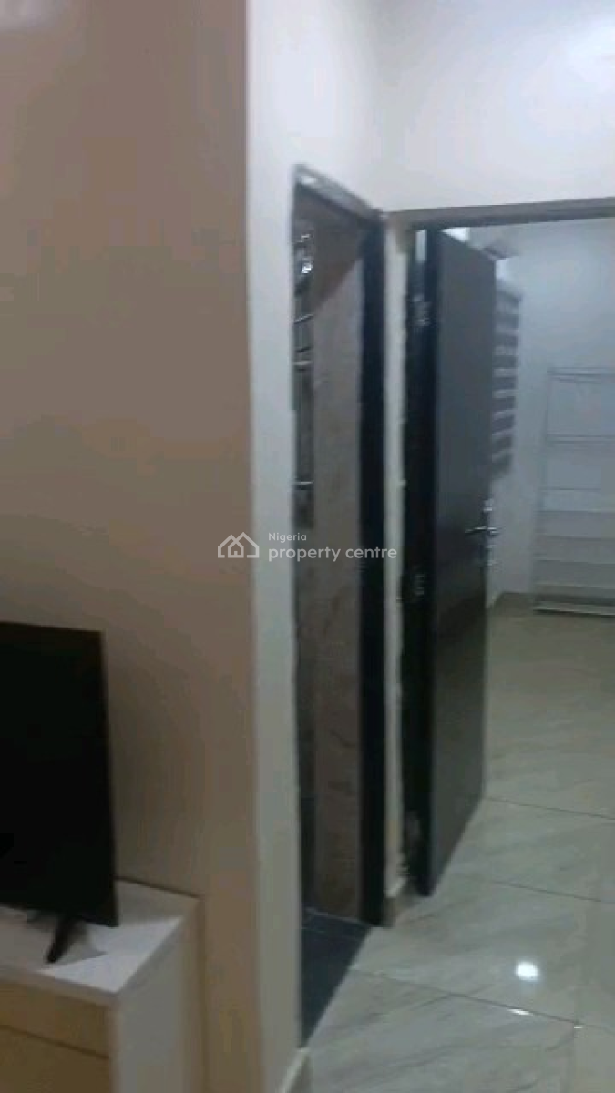 Luxurious Furnished 1-bedroom Apartment, Naf Valley, Asokoro District, Abuja, Mini Flat (room and Parlour) for Rent