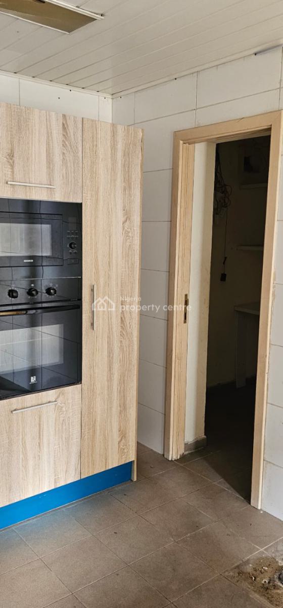 3 Bedroom with a Bq., Banana Island, Ikoyi, Lagos, Flat / Apartment for Rent