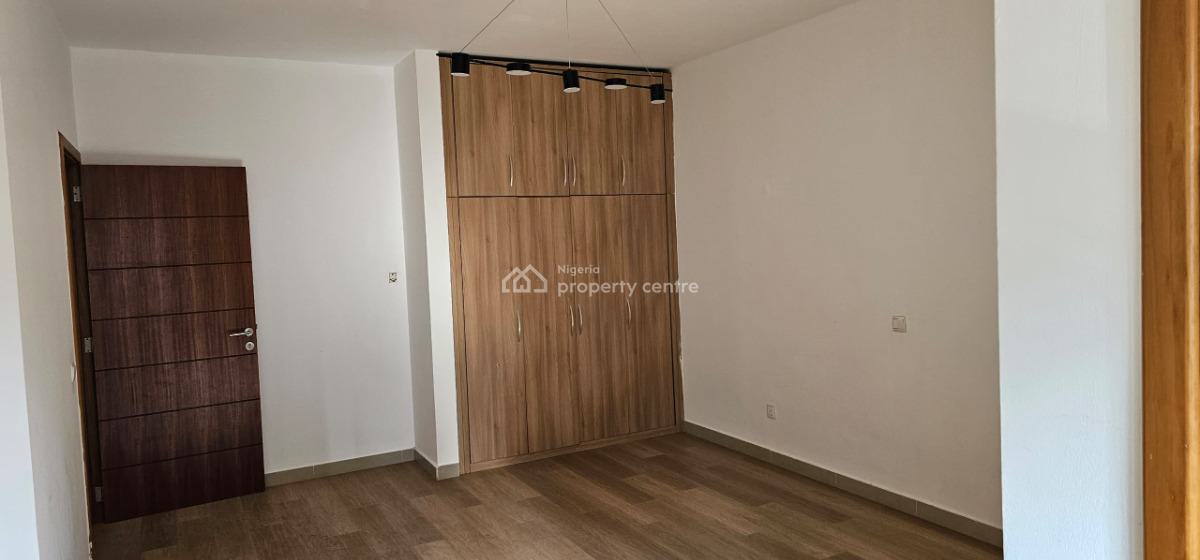 3 Bedroom with a Bq., Banana Island, Ikoyi, Lagos, Flat / Apartment for Rent