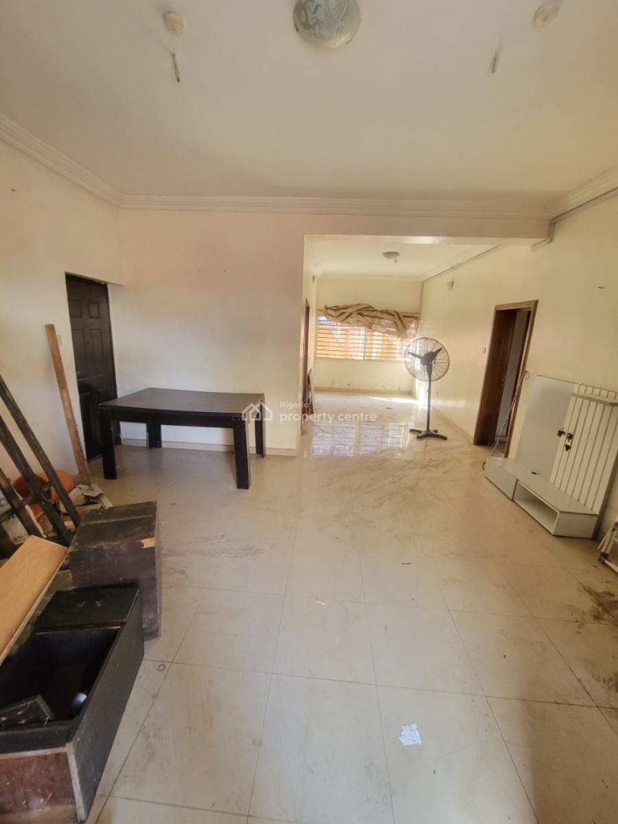 Spacious and Sharp 3 Bedroom Apartment, Silver Point Estate, Badore, Ajah, Lagos, Flat / Apartment for Rent