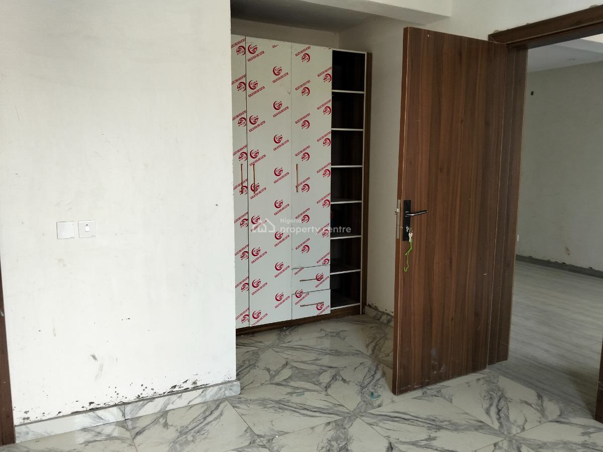 Two Bedroom Flat, Lekki, Lagos, Flat / Apartment for Sale
