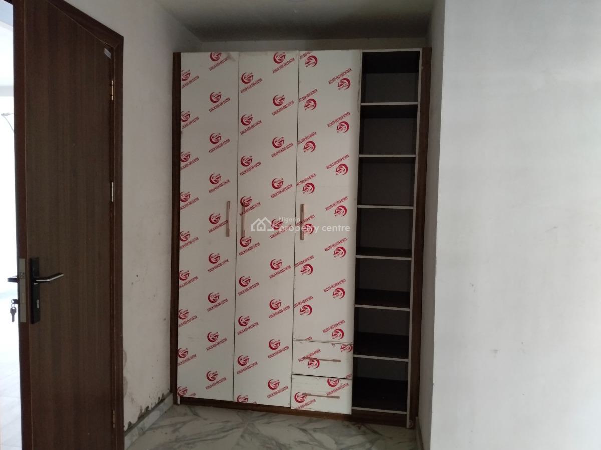 Two Bedroom Flat, Lekki, Lagos, Flat / Apartment for Sale