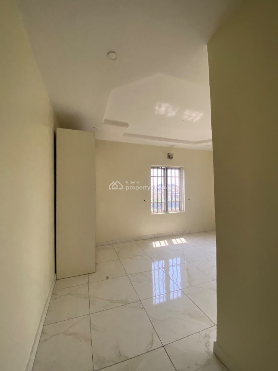 Luxury 3bed with 24hrs Light,security in a Secured Est, an Estate Inside Lekki Scheme 2 Abraham Adesanya, Ajah, Lagos, Flat / Apartment for Rent