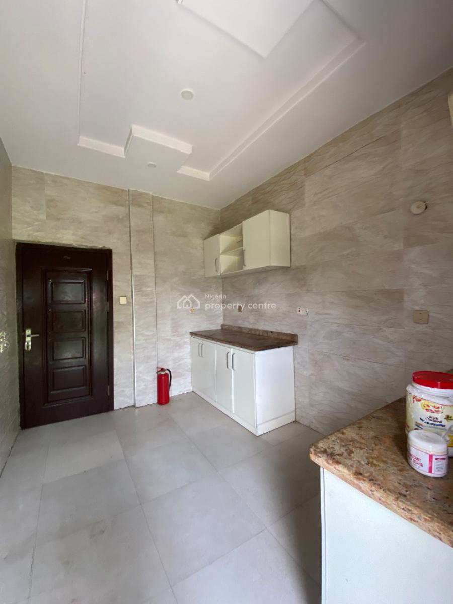 Luxury 3bed with 24hrs Light,security in a Secured Est, an Estate Inside Lekki Scheme 2 Abraham Adesanya, Ajah, Lagos, Flat / Apartment for Rent