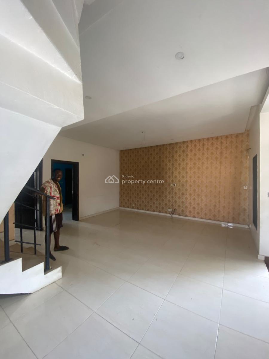 Luxury 3bed Duplex in a Nice Environment with Constant Ligh, Ilaje Mobile Road, Before Ajah Bridge, Lekki, Lagos, Terraced Duplex for Rent