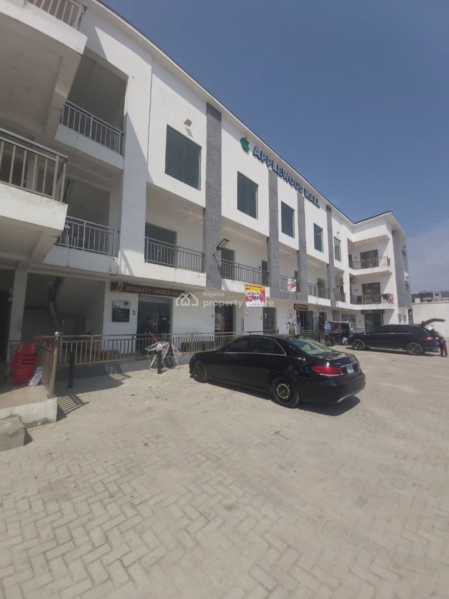 Exquisite Spacious Shop, Applewood Mall, Orchid, Lekki Phase 2, Lekki, Lagos, Shop for Rent