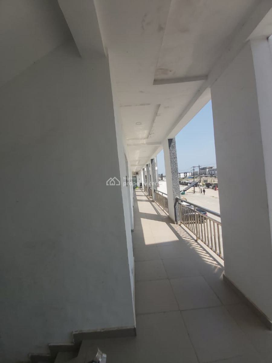 Exquisite Spacious Shop, Applewood Mall, Orchid, Lekki Phase 2, Lekki, Lagos, Shop for Rent