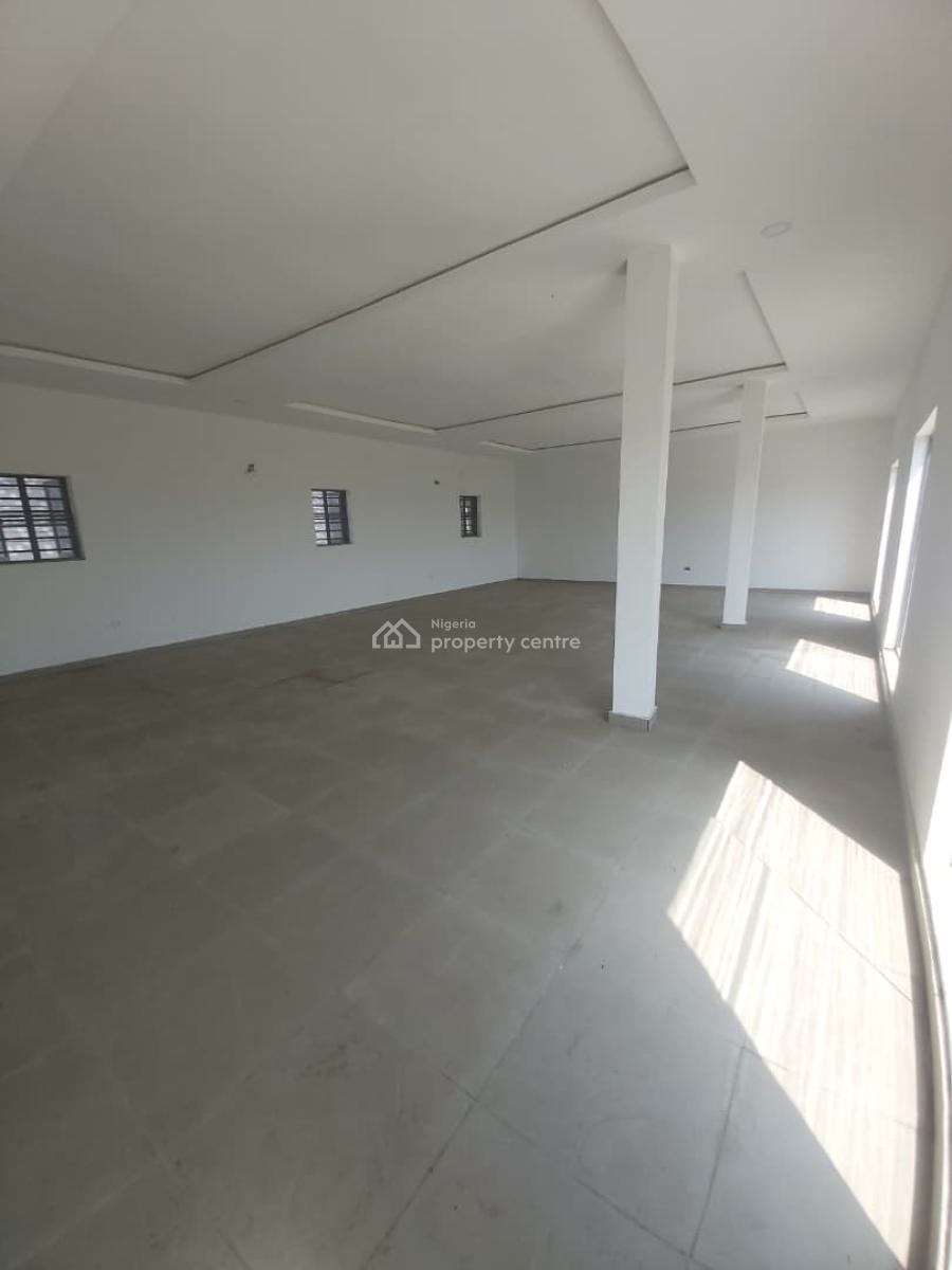 Exquisite Spacious Shop, Applewood Mall, Orchid, Lekki Phase 2, Lekki, Lagos, Shop for Rent