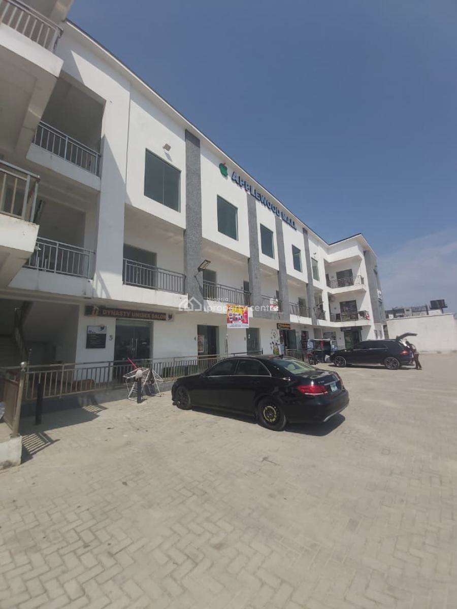Exquisite Spacious Shop, Applewood Mall, Orchid, Lekki Phase 2, Lekki, Lagos, Shop for Rent