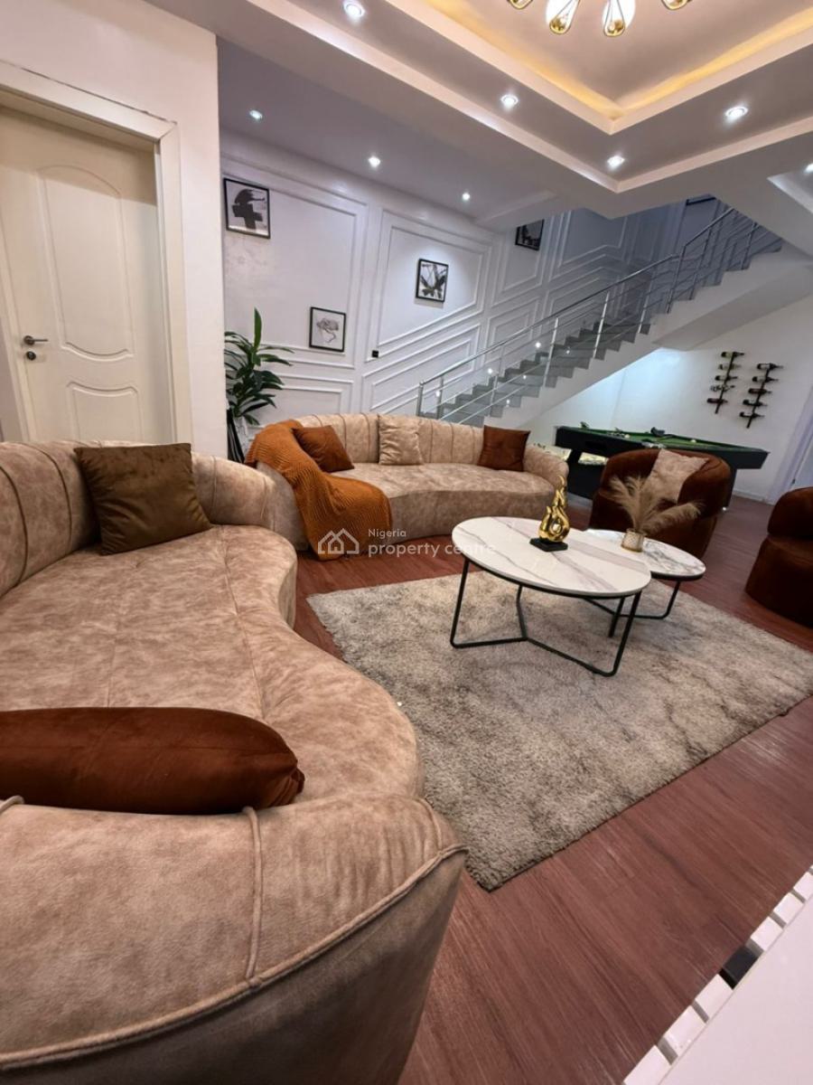 4 Beoom Seaview Apartment with Pool, Gym and Snooker in Lekki Phase 1, Lekki Phase 1, Lekki, Lagos, Flat / Apartment Short Let