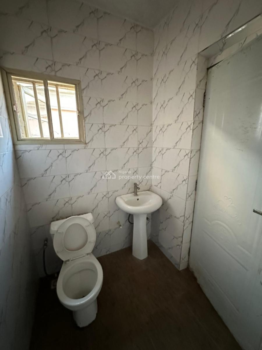 Well Finished 1bedroom Flat, Basic Estate Lokogoma, Lokogoma District, Abuja, Flat / Apartment for Rent