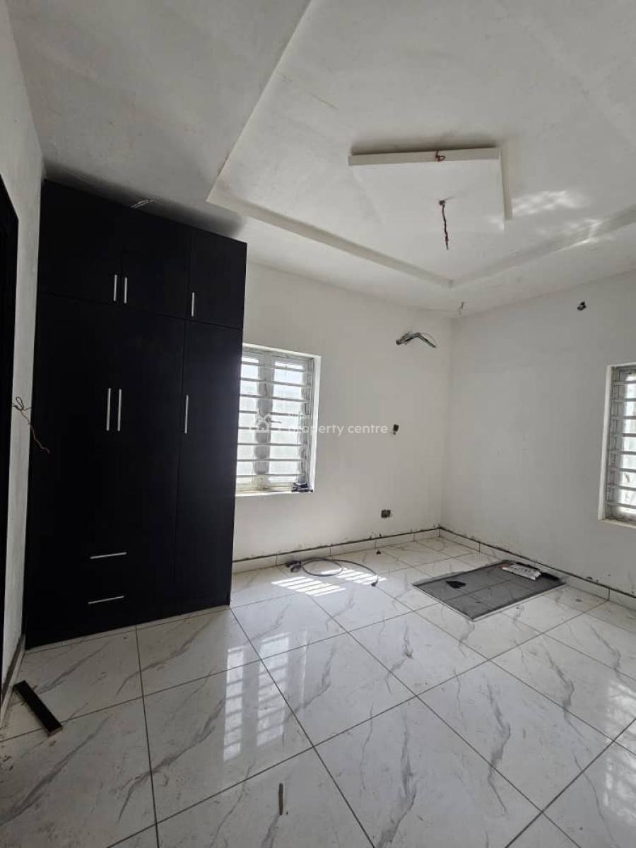 2 Bedroom  in a Gated Estate, Igbo Efon, Lekki, Lagos, Flat / Apartment for Rent