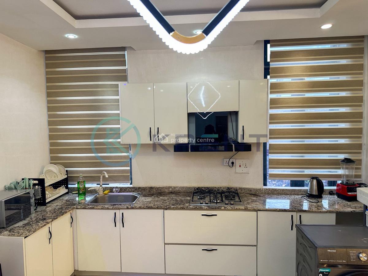 Unfurnished and Fully-furnished  2-bedroom Flat, Lekki Phase 1, Lekki, Lagos, Flat / Apartment for Rent