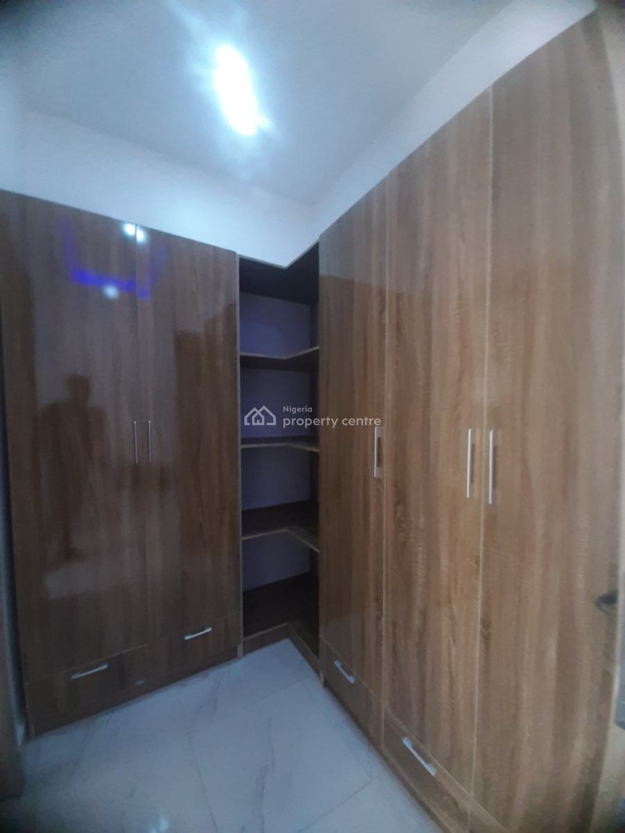 Its a Brand New and Serviced with 24/7 Power Supply 4 Bedroom Townhou, Ikate, Lekki, Lagos, Terraced Duplex for Rent