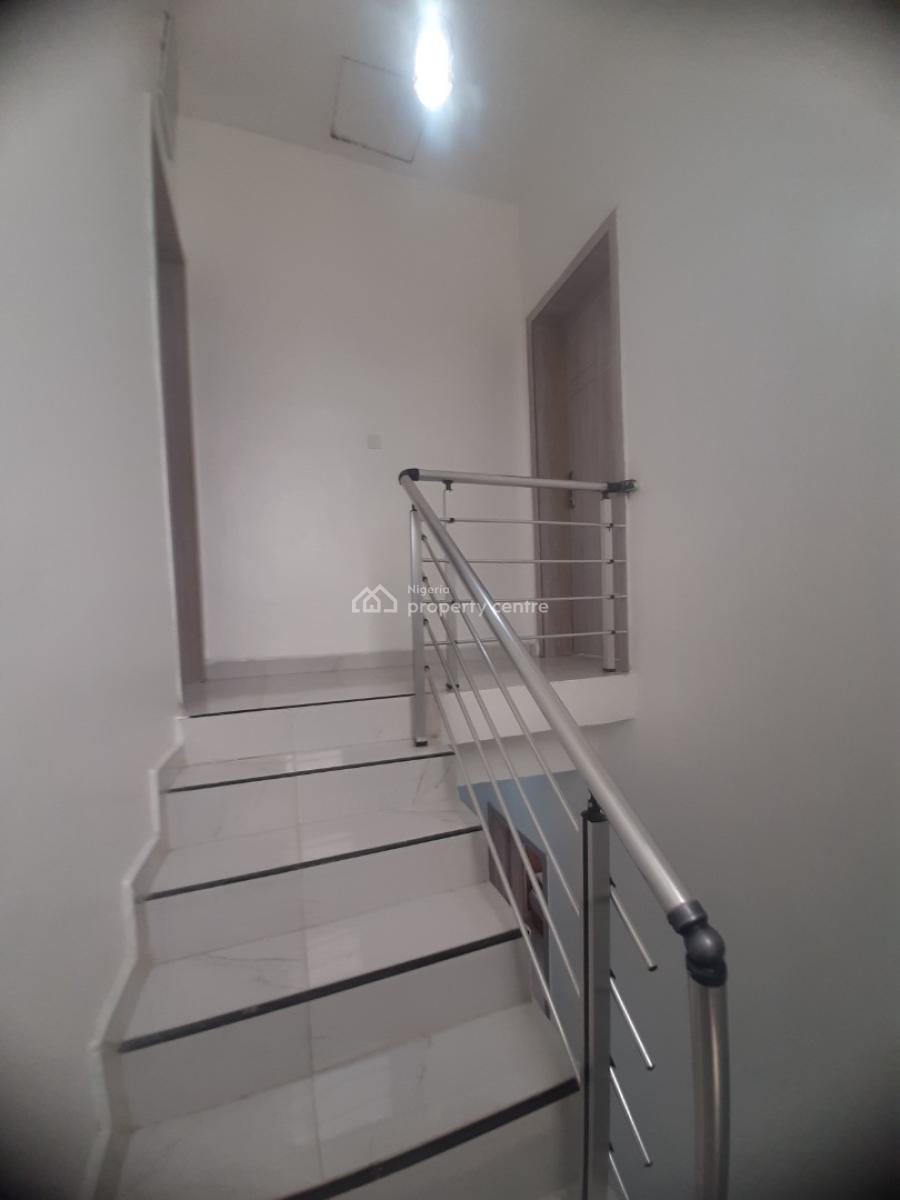 Its a Brand New and Serviced with 24/7 Power Supply 4 Bedroom Townhou, Ikate, Lekki, Lagos, Terraced Duplex for Rent