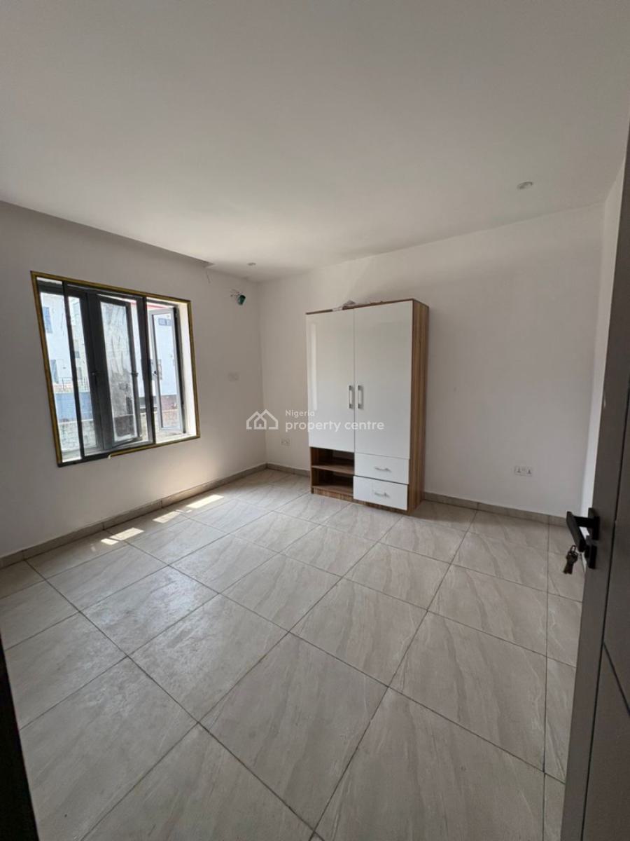 2 Bedroom Apartment, Freedom Way, Lekki, Lagos, Block of Flats for Sale