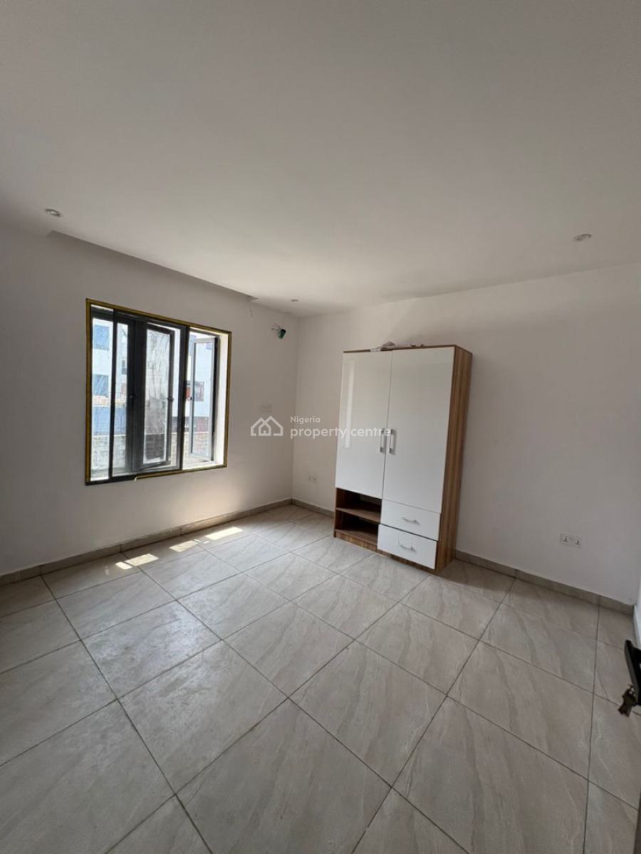 2 Bedroom Apartment, Freedom Way, Lekki, Lagos, Block of Flats for Sale