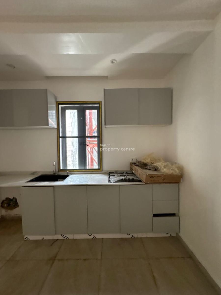 2 Bedroom Apartment, Freedom Way, Lekki, Lagos, Block of Flats for Sale