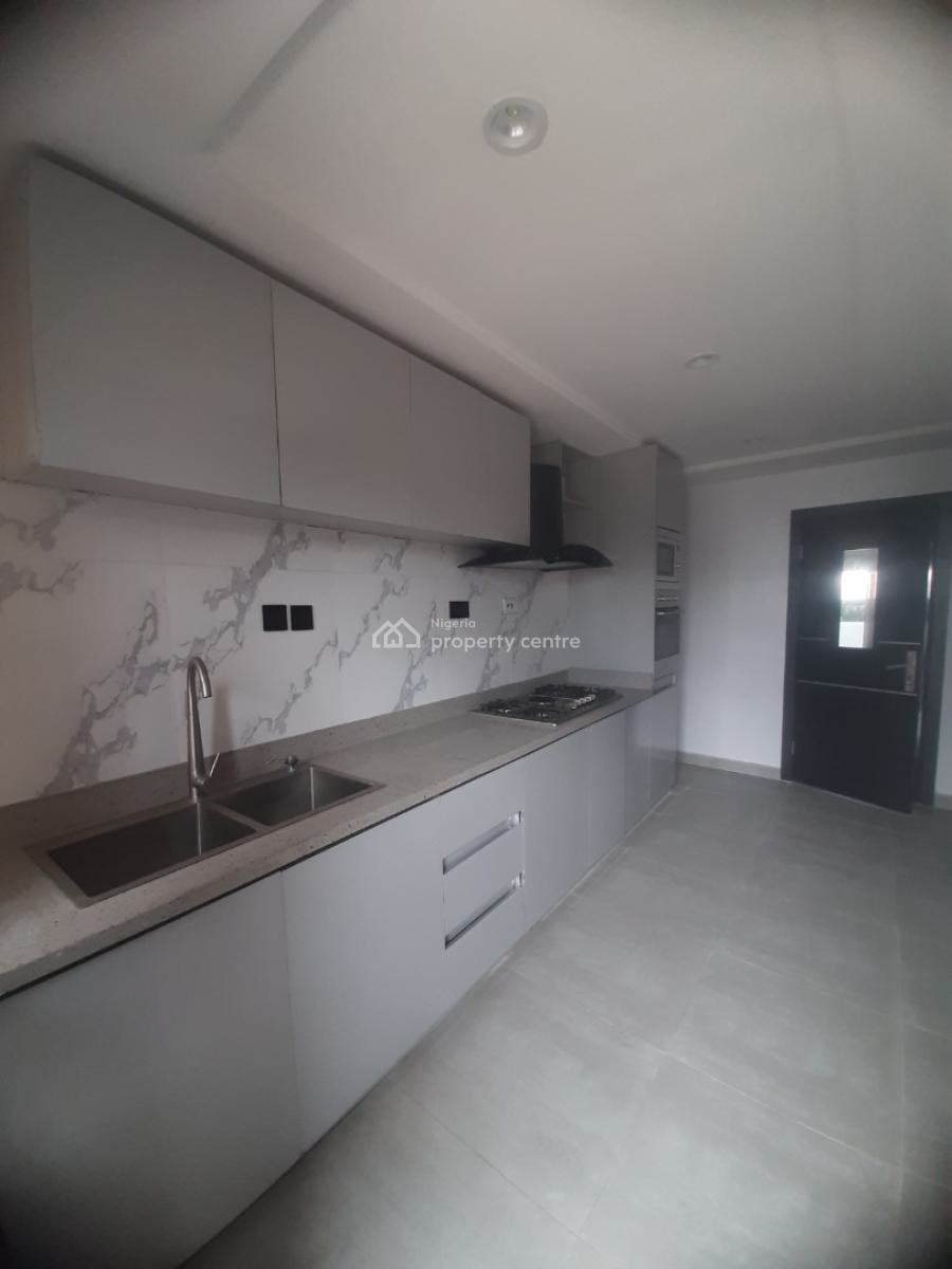 3 Bedroom Flat, Lekki Phase 1, Lekki, Lagos, Flat / Apartment for Rent