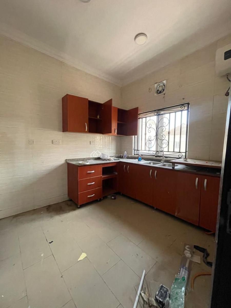 3 Bedroom Serviced Apartment  with Bq Inside a Secured and Gated Estat, Agungi, Lekki, Lagos, Flat / Apartment for Rent