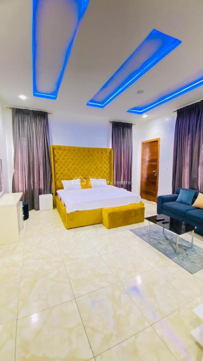 Exquisite Fully Furnished 3 Bedroom Apartment, Vgc, Lekki Phase 2, Lekki, Lagos, Flat / Apartment Short Let