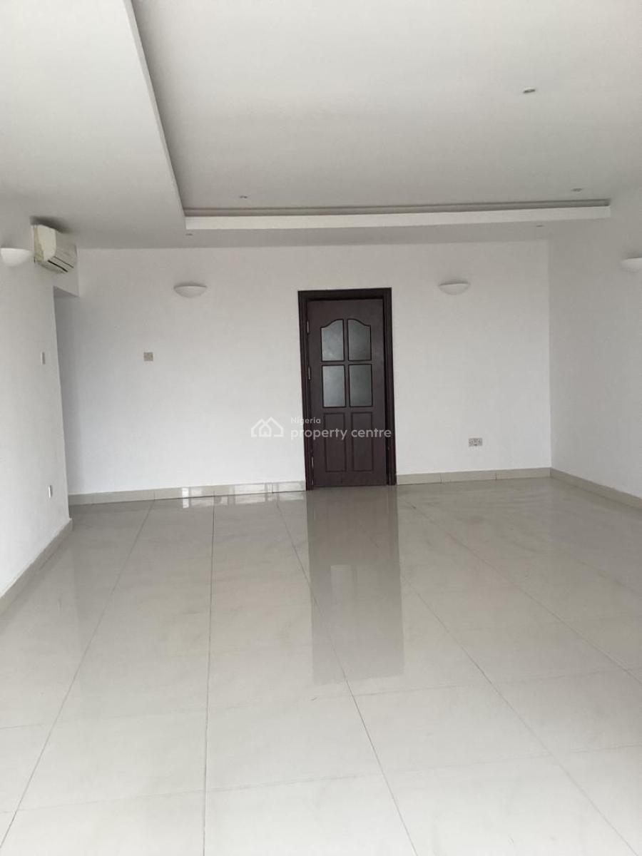 Luxury 3 Bedroom Apartment with a Bq, Lekki Phase 1, Lekki, Lagos, Flat / Apartment for Rent