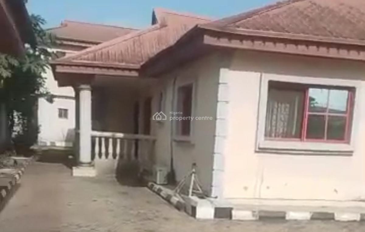 Exclusive 5 Bedroom Bungalow with 2 Nos of 2 Bedroom Flat at The Back, Igbe Lara Road, Ikorodu, Lagos, Detached Bungalow for Sale