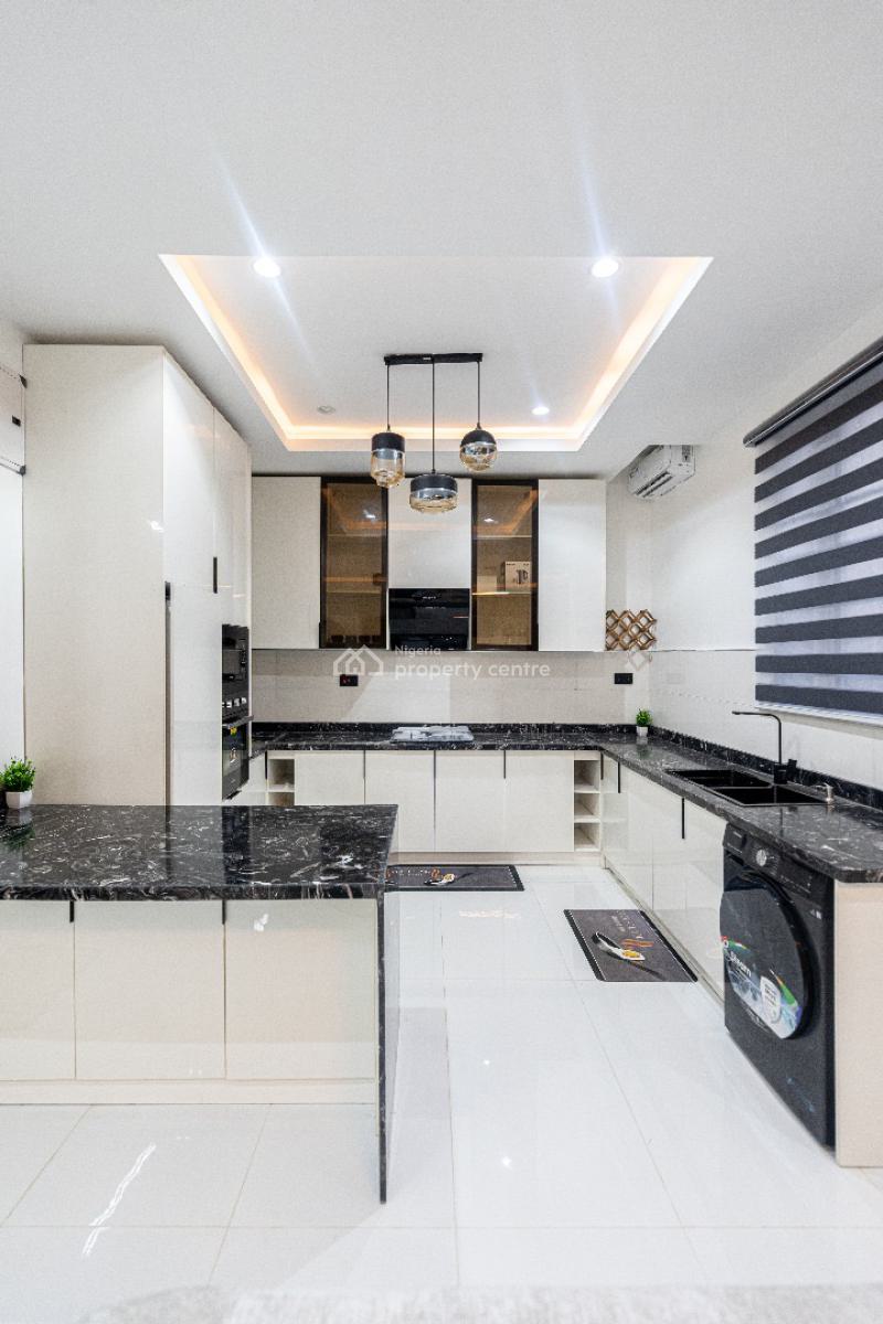 Newly Built 3 & 2 Bed Apartment with an Elevator, Swimming Pool, Lekki Phase 1, Lekki, Lagos, Flat / Apartment for Sale