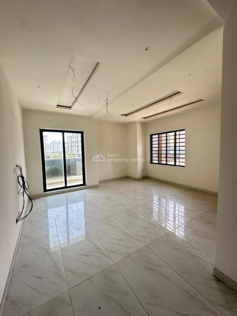 Luxurious 5 Bedroom Fully Detached with a Bq in a Cozy & Secure Enviro, Lekki Phase 1, Lekki, Lagos, Detached Duplex for Sale