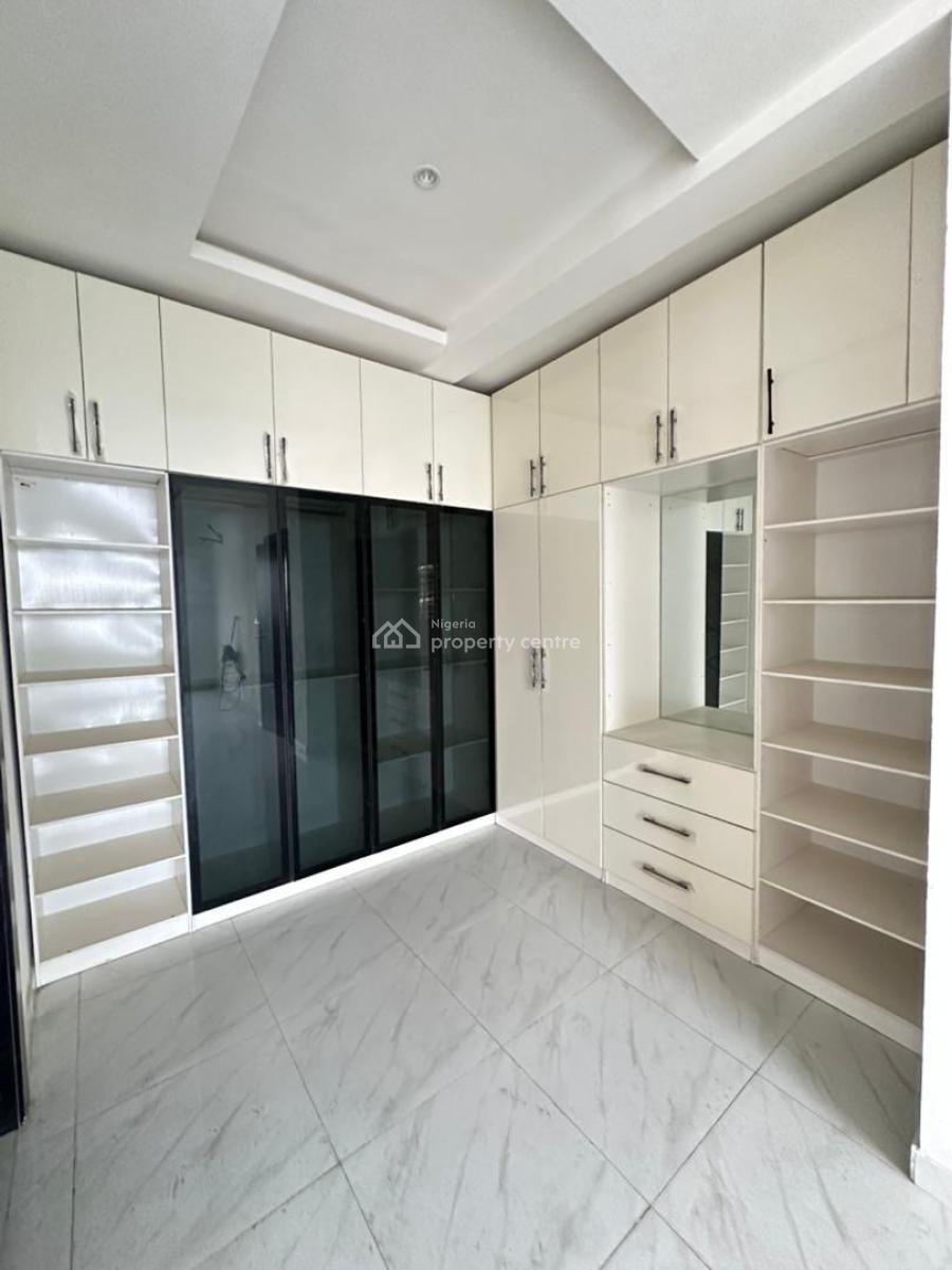Luxurious 5 Bedroom Fully Detached with a Bq in a Cozy & Secure Enviro, Lekki Phase 1, Lekki, Lagos, Detached Duplex for Sale