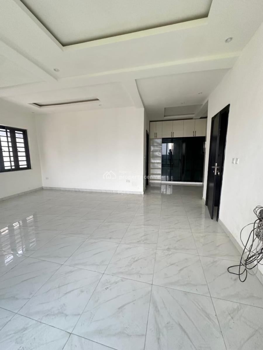 Luxurious 5 Bedroom Fully Detached with a Bq in a Cozy & Secure Enviro, Lekki Phase 1, Lekki, Lagos, Detached Duplex for Sale