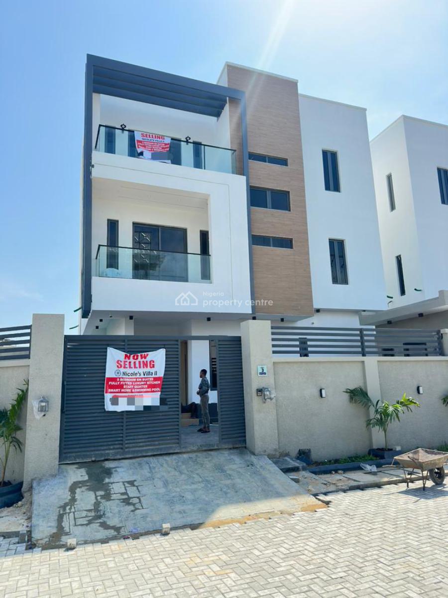 Luxurious 5 Bedroom Fully Detached with a Swimming Pool and Bq, Lekki Phase 1, Lekki, Lagos, Detached Duplex for Sale
